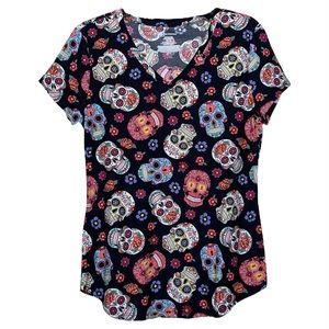 No Boundaries L (11-13) Sugar Skull Buttersoft V-Neck T-shirt Short Sleeve NO BO